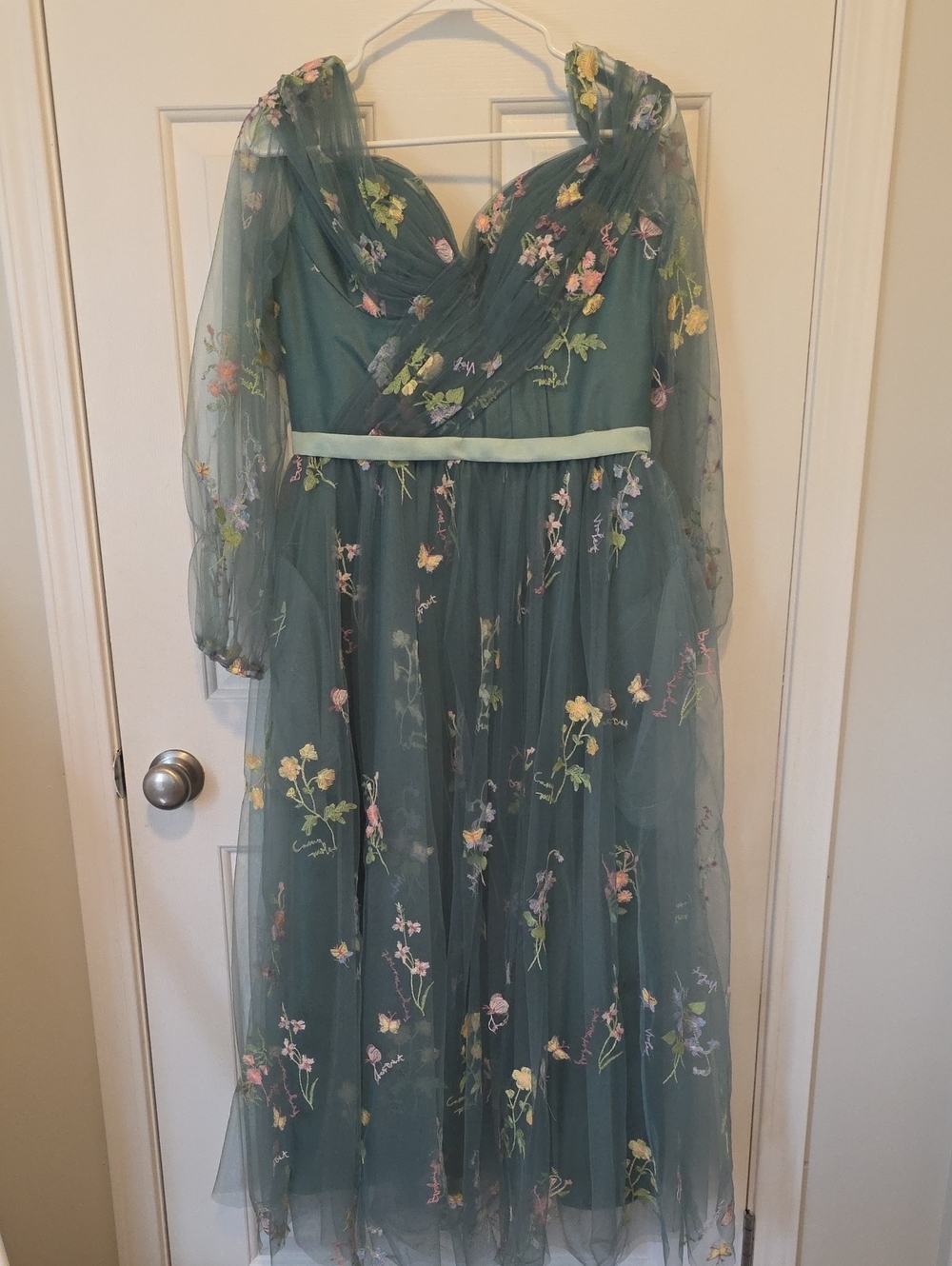 Girls' Floral Embroidered Tulle Dress - Green